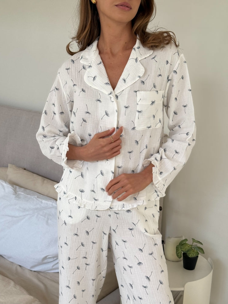 Muslin white pajama set with print