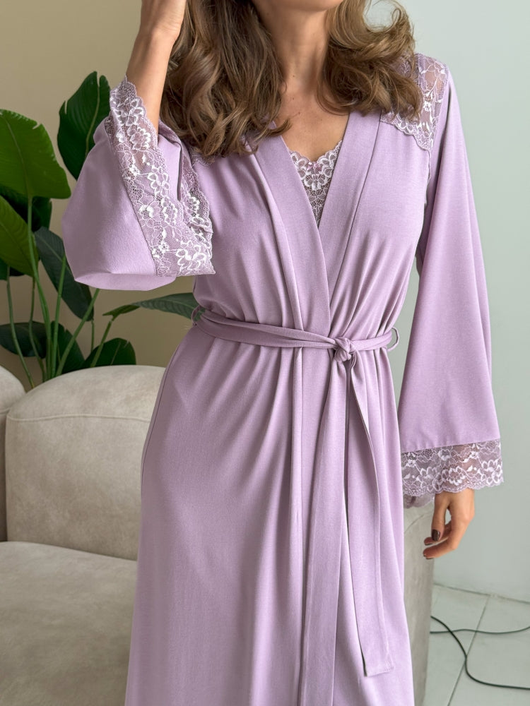 Long purple lace robe