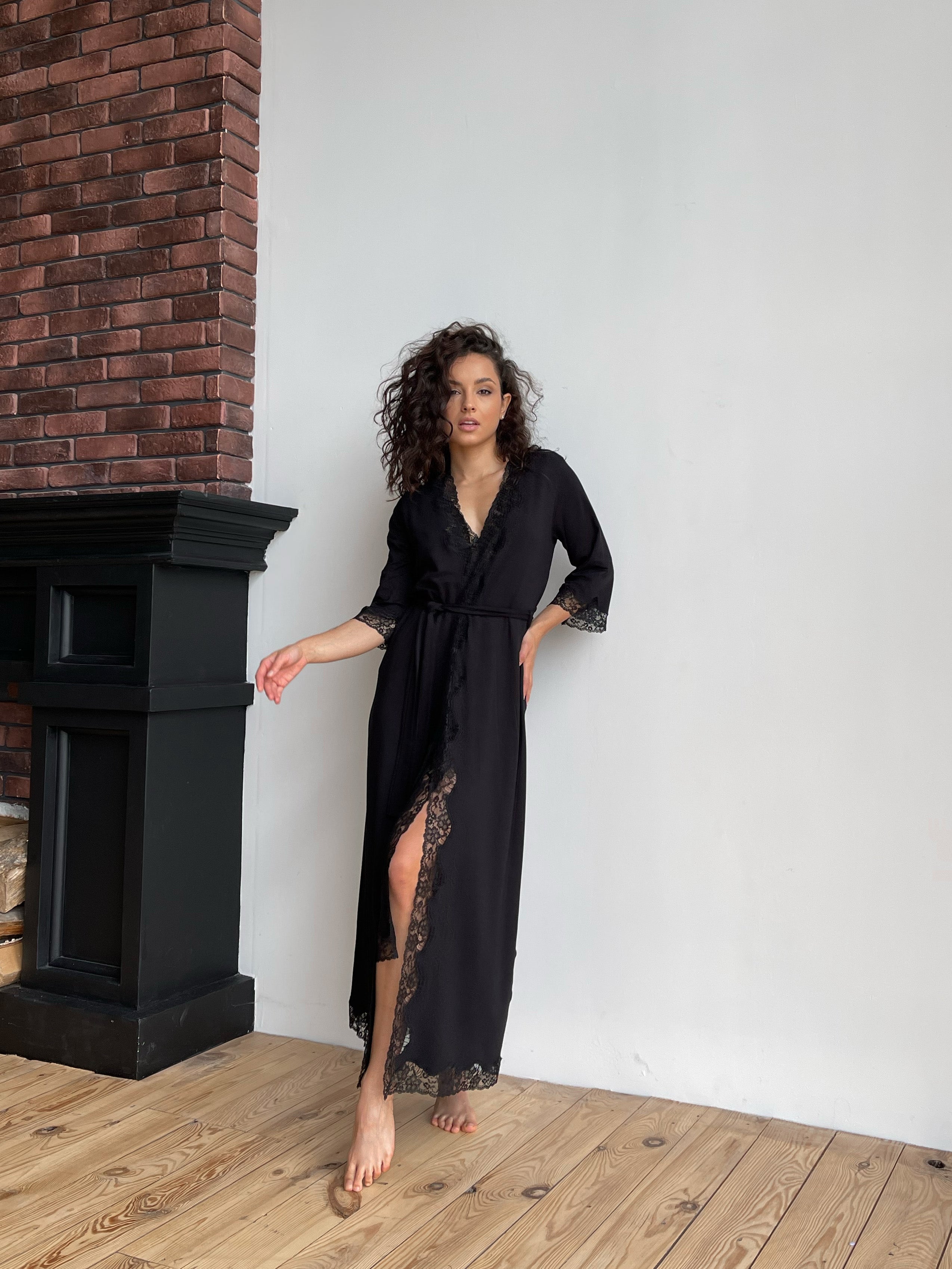 Robe X-M-46 Noir