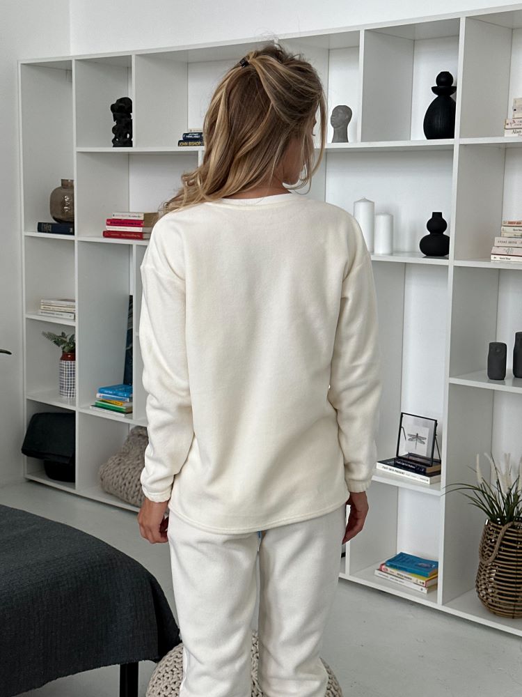 Women's fleece white pajamas