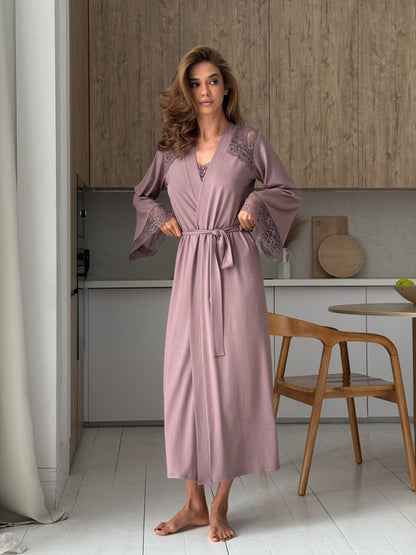 Long mocco lace robe